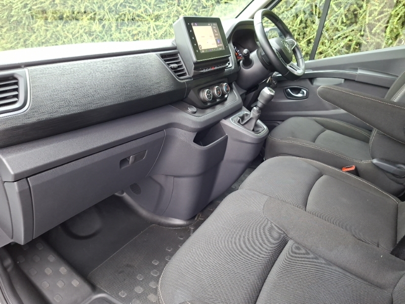 Renault Trafic 2.0 Dci Blue 30 Advance Swb Euro 6 Ss  #5