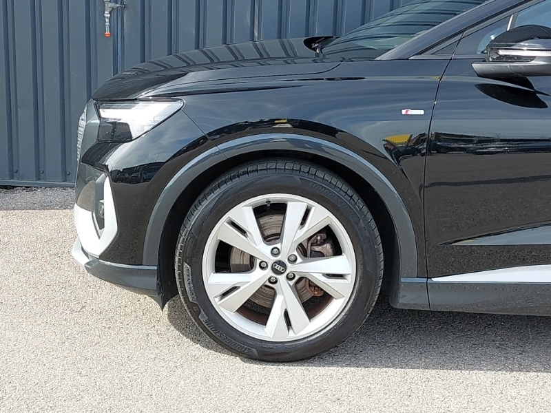Audi Q4 E Tron 125Kw 35 55.52Kwh S Line Black #19