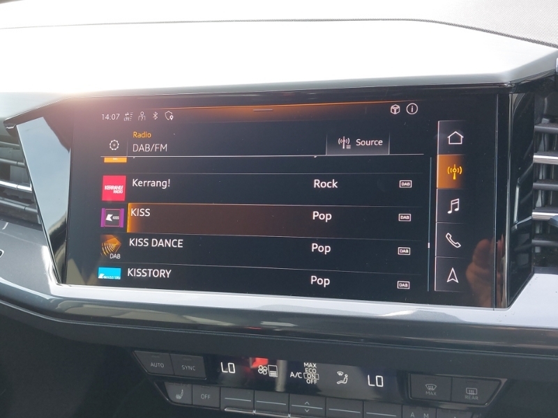 Audi Q4 E Tron 125Kw 35 55.52Kwh S Line Black #11