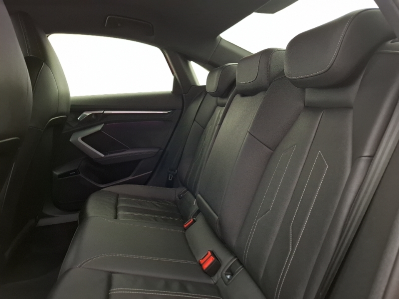 Audi A3 1.5 Tfsi 150 Black Edition S Tronic Red #6
