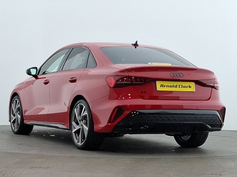 Audi A3 1.5 Tfsi 150 Black Edition S Tronic Red #2