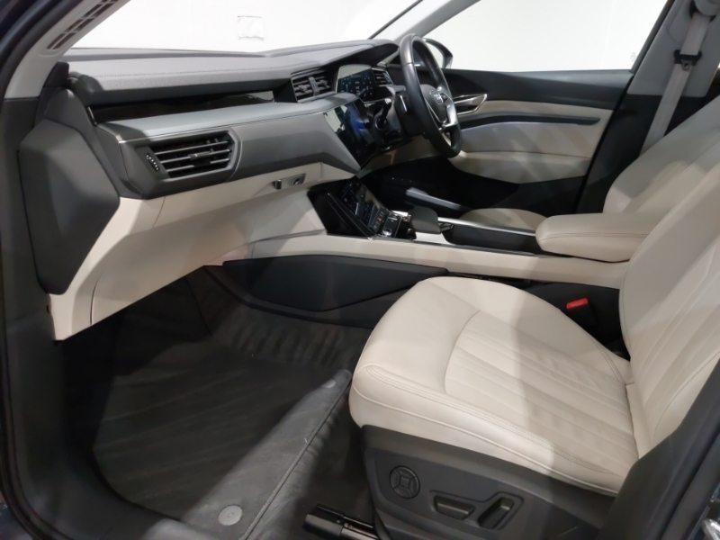 Audi Q8 e tron 250Kw 50 Quattro 95Kwh Sport Grey #5