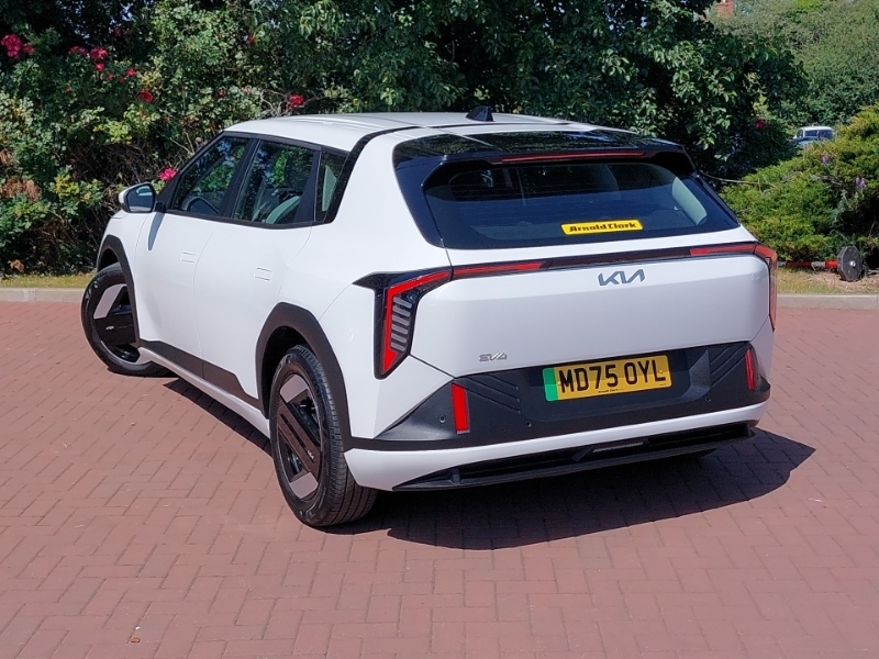 Kia EV4 150Kw Gt-line 81Kwh White #2