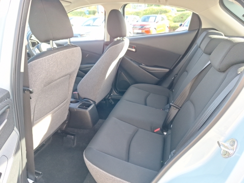 Mazda 2 1.5 Skyactiv G 75 Centre-line Blue #6