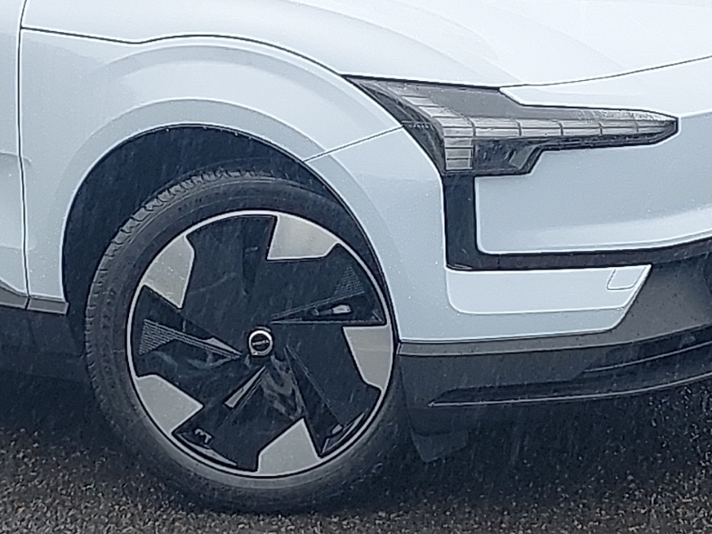 Volvo EX30 Single Motor Extended Range 69Kwh Plus 5-Door White #20