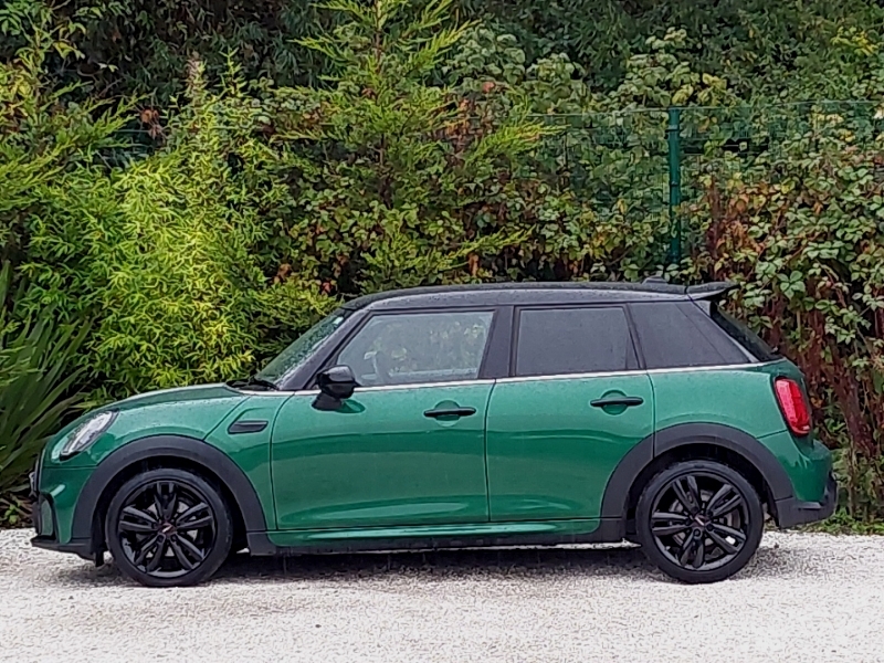 Mini Hatch 1.5 C Exclusive Level1 Green #4