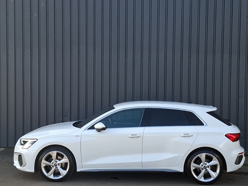 Audi A3 30 Tfsi S Line S Tronic White #4