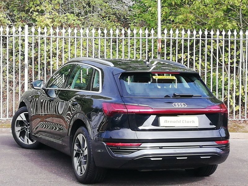 Audi Q8 e tron 300Kw 55 Quattro 114Kwh S Line Blue #2
