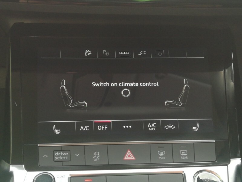 Audi Q8 e tron 300Kw 55 Quattro 114Kwh S Line Blue #16
