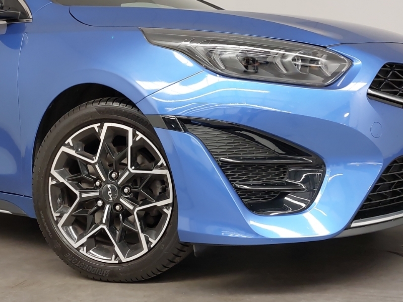 Kia Proceed 1.5T Gdi Isg Gt-line S Dct Red #19