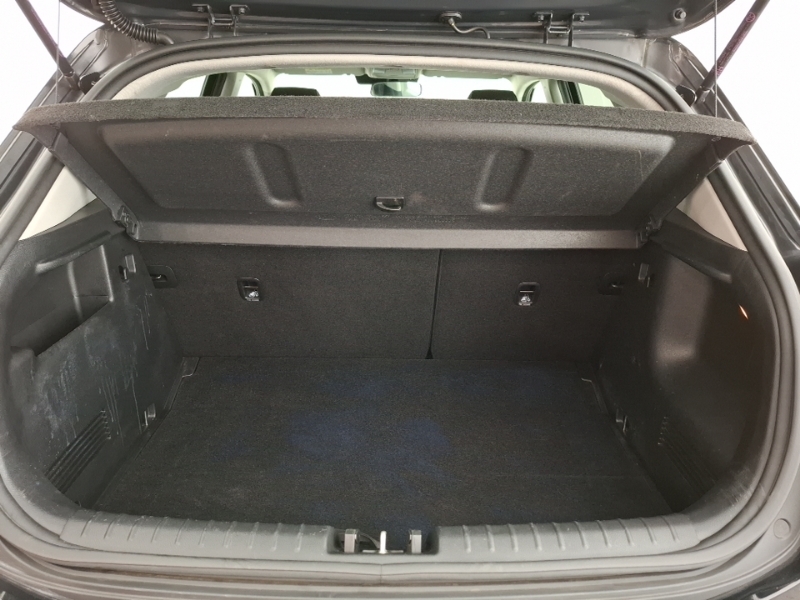 Kia Stonic 1.0T Gdi 48V Gt-line S Dct Grey #18