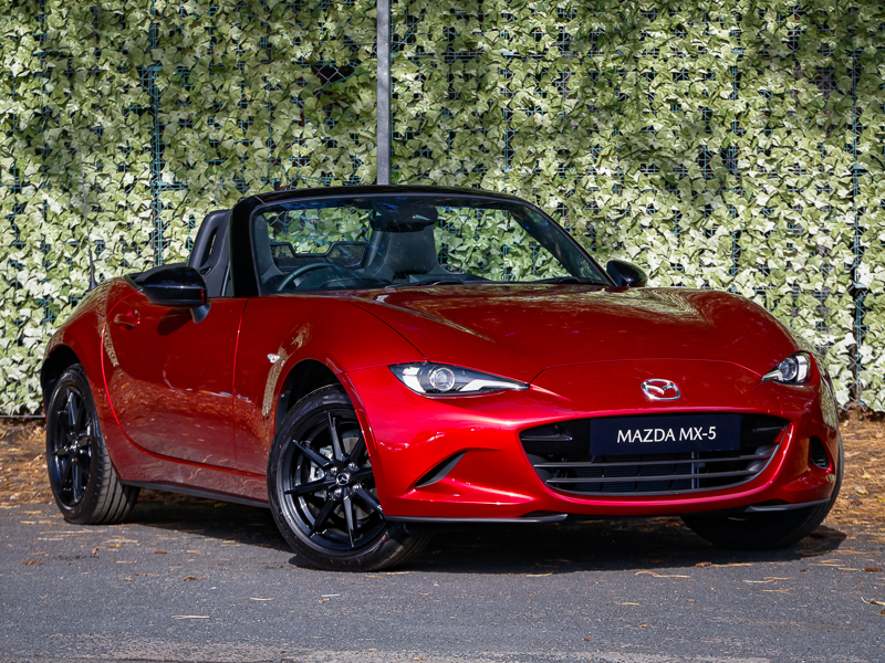 Mazda MX-5 1.5 132 Prime-line Red