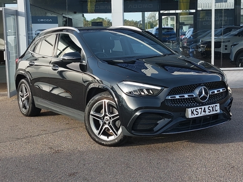 Mercedes-Benz GLA Class Gla 220D 4Matic Amg Line Premium Black