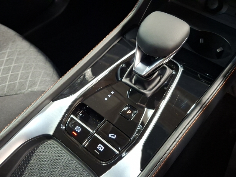 MG HS 1.5 T-gdi 24.7Kwh Trophy Euro 6 Ss White #16