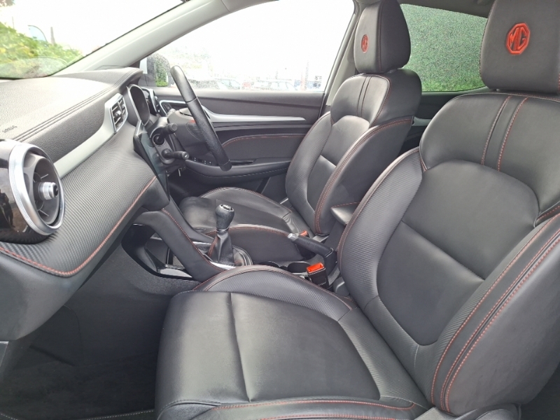 MG ZS 1.5 Vti-tech Exclusive White #5