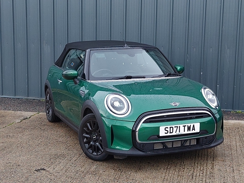 Mini Convertible 1.5 Cooper Classic Green