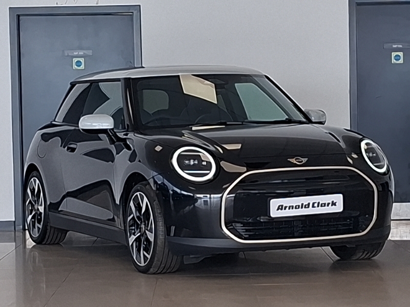 Mini Hatch 135Kw E Exclusive Level 2 41Kwh Black