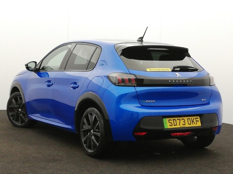 Peugeot e-208 100Kw Gt 50Kwh Blue #2