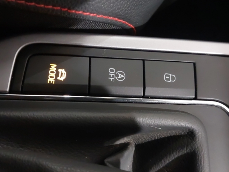 Seat Arona 1.0 Tsi 115Ps Se Technology Dsg Suv White #15