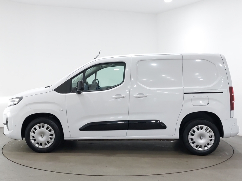 Vauxhall Combo 1.5 Turbo D 100Ps Pro H1 Van White #4