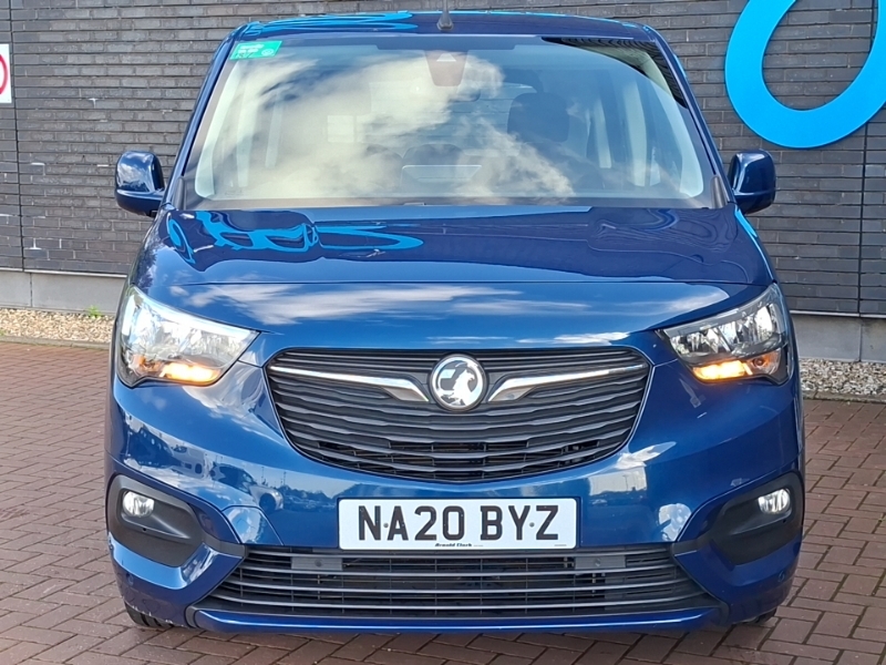 Vauxhall Combo Life 1.5 Turbo D 130 Energy White #12