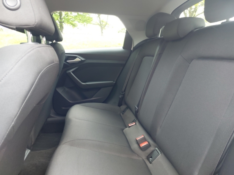 Audi A1 30 Tfsi 110 Technik White #6