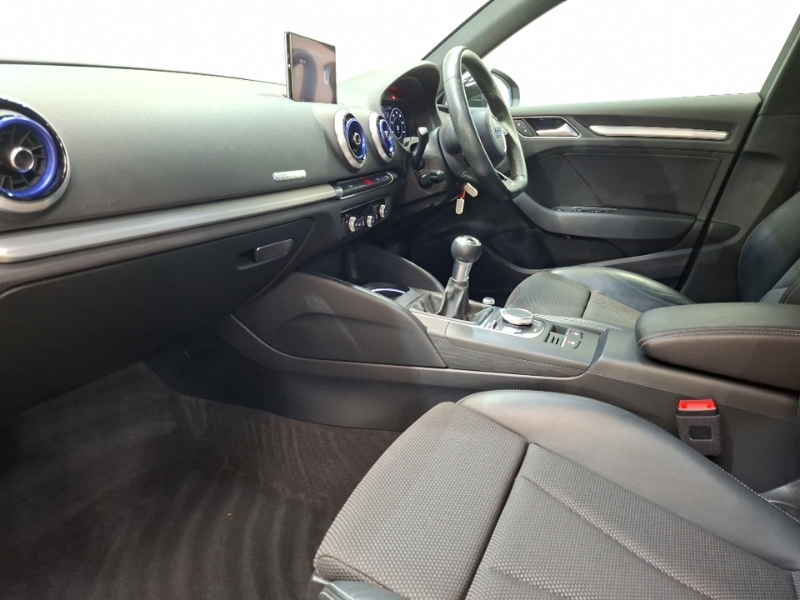 Audi A3 35 Tfsi Black Edition Grey #5