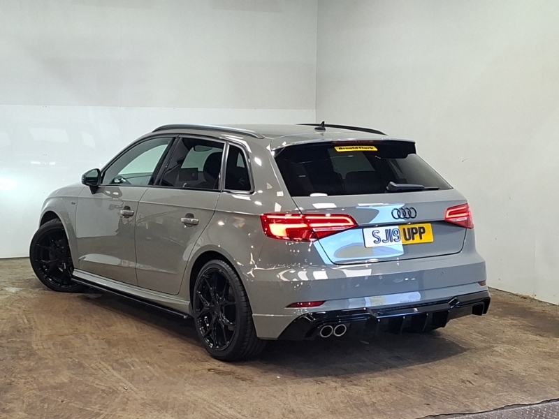 Audi A3 35 Tfsi Black Edition Grey #2