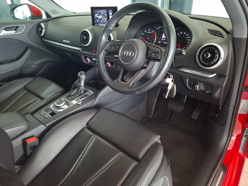 Audi A3 35 Tfsi Sport S Tronic Red #6