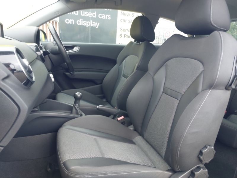 Audi A1 1.4 Tfsi Sport S Tronic Black #5