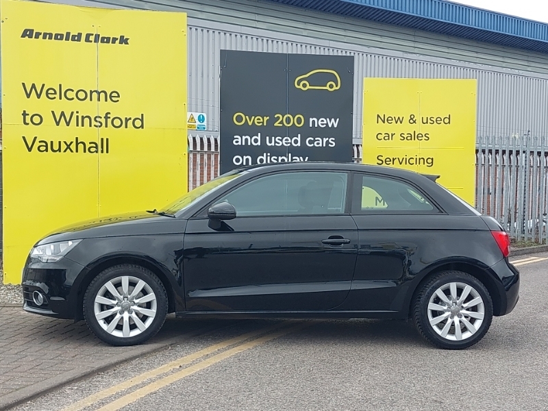 Audi A1 1.4 Tfsi Sport S Tronic Black #4