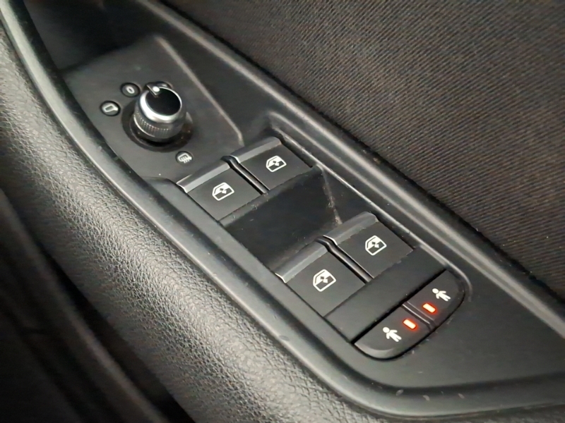 Audi A4 1.4 Tfsi Sport Euro 6 Ss White #17