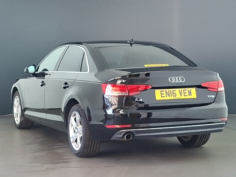Audi A4 1.4T Fsi Sport Black #2