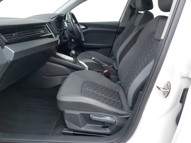 Audi A1 25 Tfsi Sport S Tronic White #4