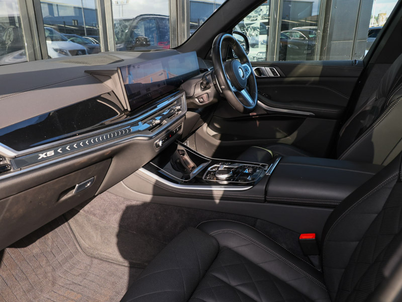 BMW X5 Xdrive30d Mht M Sport Black #4
