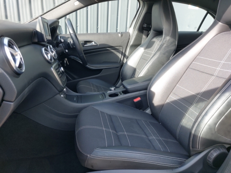 Mercedes-Benz A Class A180 Cdi Blueefficiency Sport Red #5