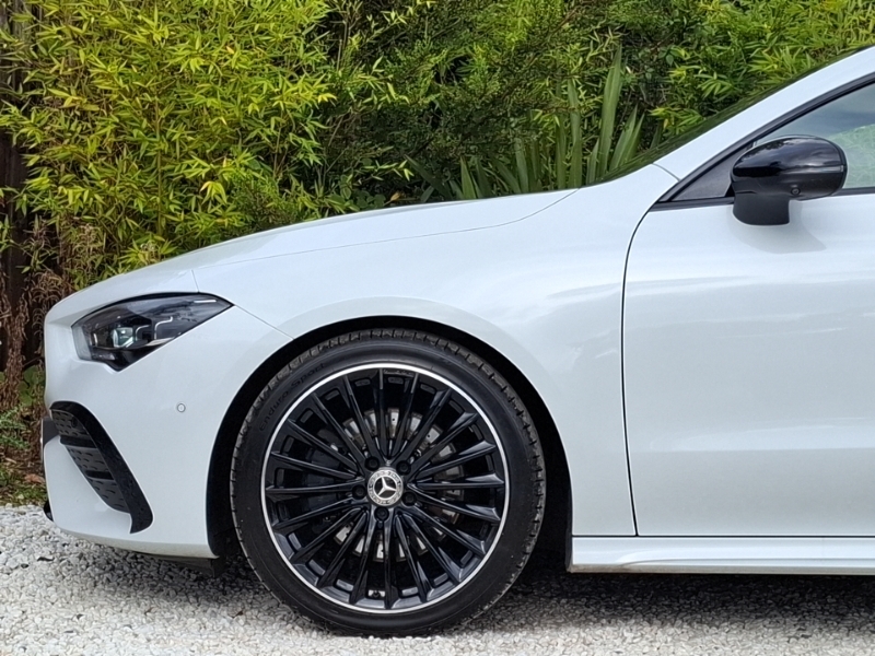 Mercedes-Benz CLA Class 250E Amg Line Premium Plus Tip 2024 Black #19