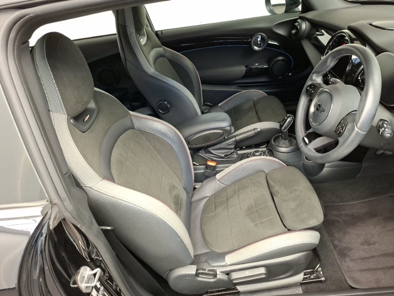 Mini Hatch 1.5 Cooper Sport Black #6