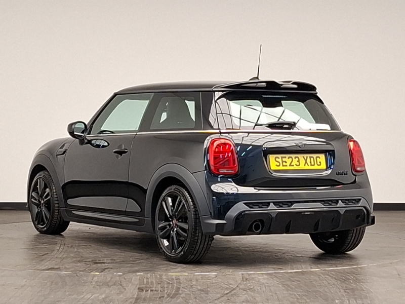 Mini Hatch 1.5 Cooper Sport Black #2