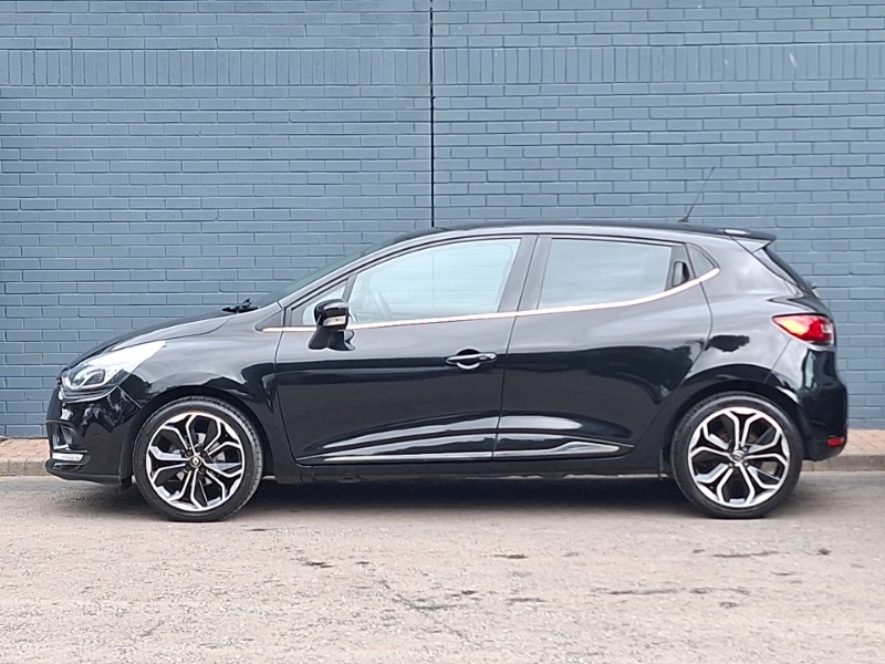 Renault Clio 0.9 Tce 90 Iconic Black #4