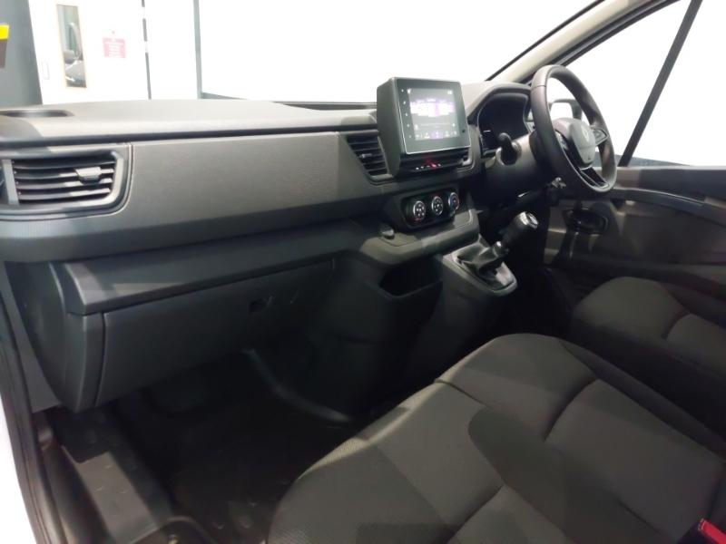 Renault Trafic Ll30 Blue Dci 130 Advance Van White #5