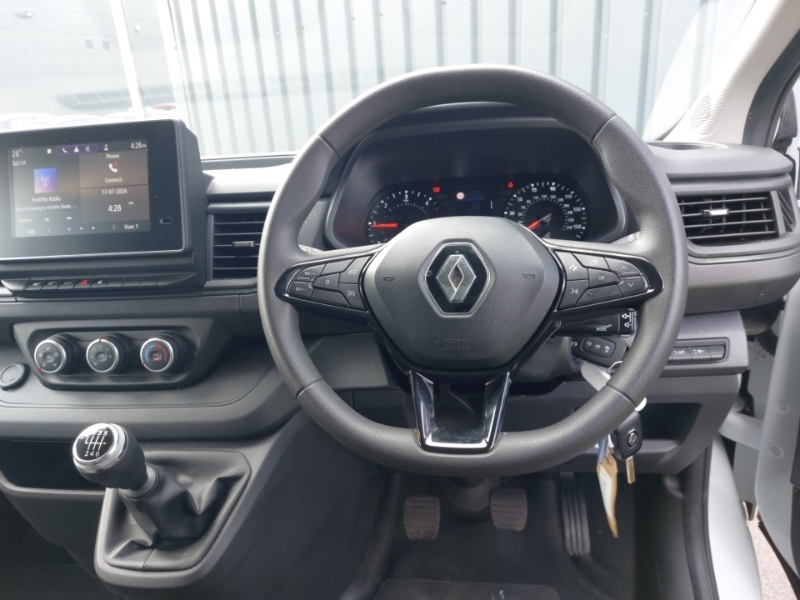 Renault Trafic Ll30 Blue Dci 130 Advance Safety Van White #7