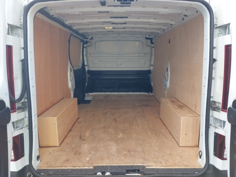 Renault Trafic Ll30 Blue Dci 130 Advance Safety Van White #17