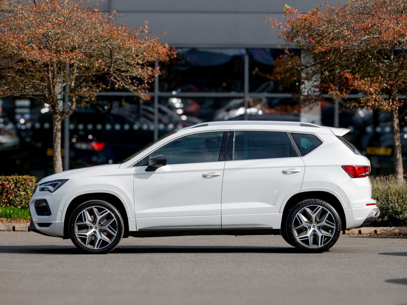 Seat Ateca 1.5 Tsi Evo Fr Sport Dsg White #4