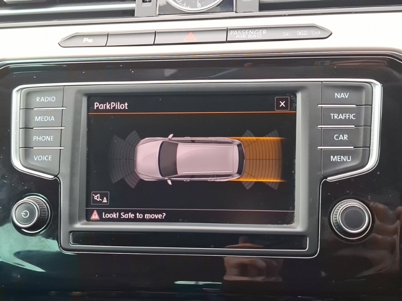 Volkswagen Passat 2.0 Tdi Gt Dsg Black #4