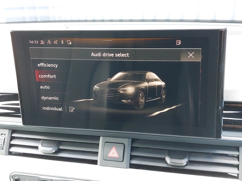 Audi A4 40 Tfsi 204 Black Edition S Tronic 2022 Black #16