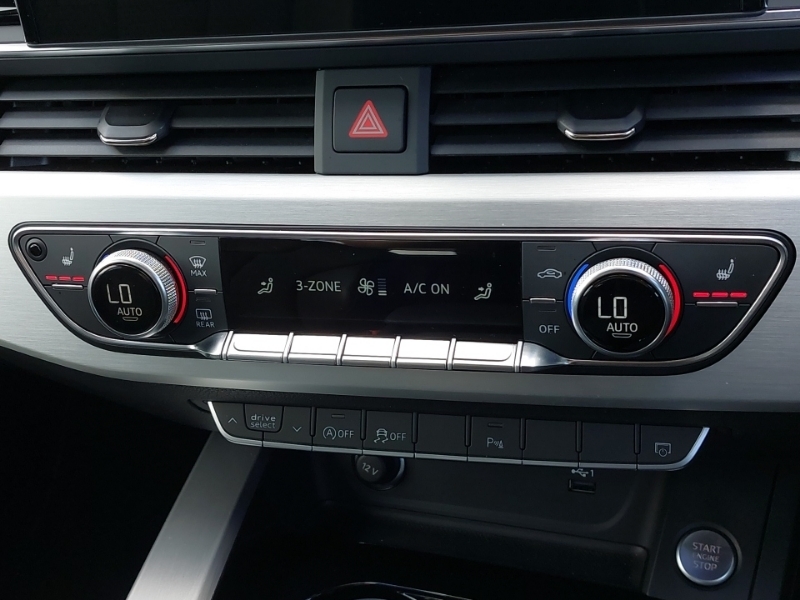 Audi A4 40 Tfsi 204 Black Edition S Tronic 2022 Black #15