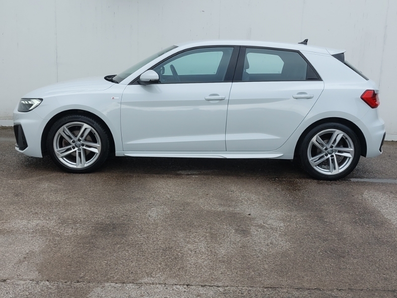 Audi A1 A1 Sportback 30 Tfsi Sport Black #4