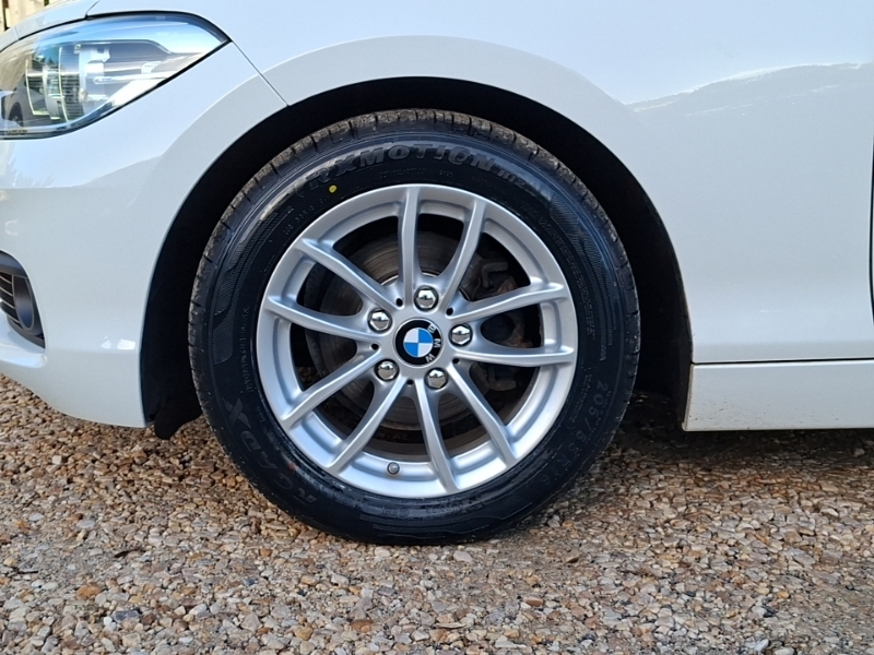 BMW 1 Series M Sport Black #19