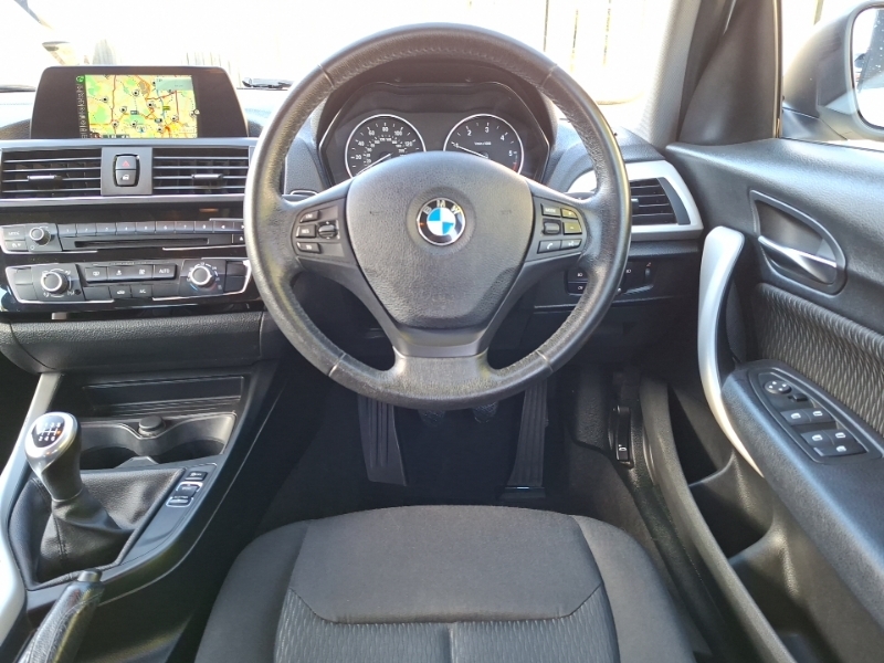 BMW 1 Series M Sport Black #8